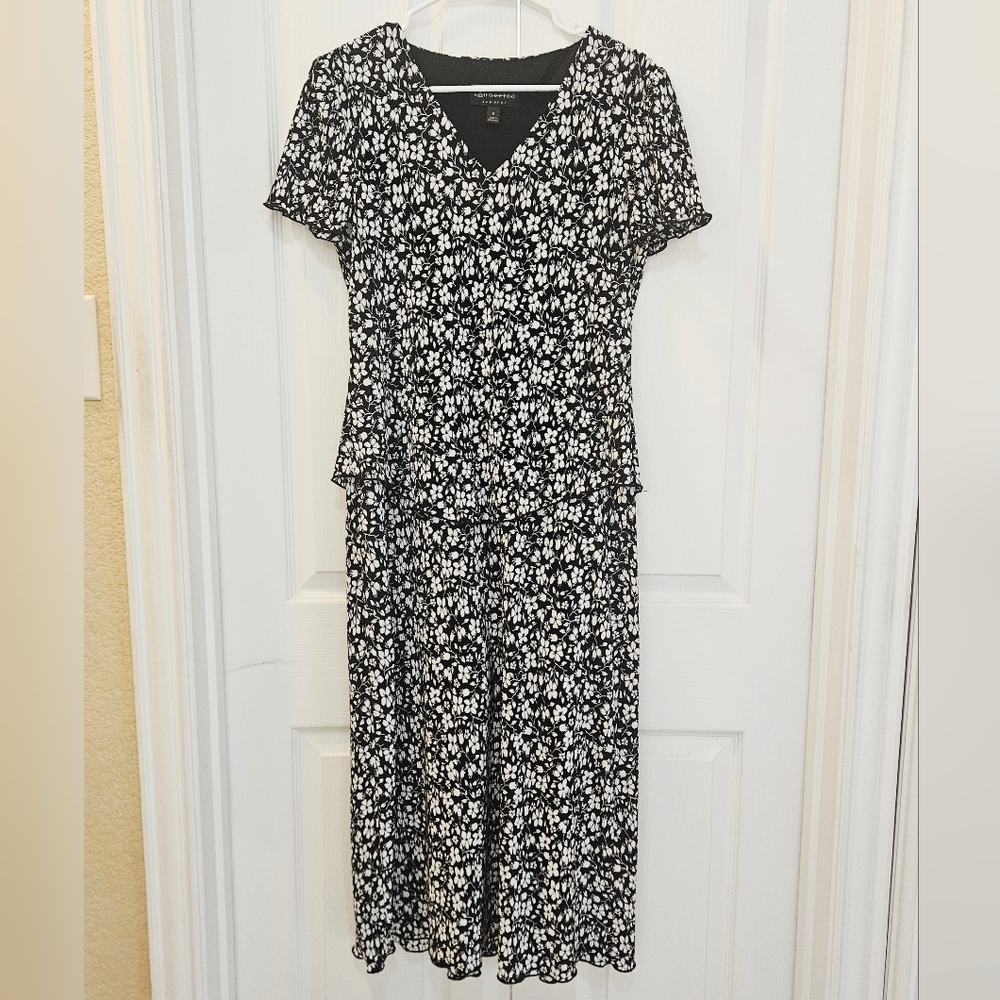 Connected Apparel Pleated Layered Tiered Midi Dress Size 8